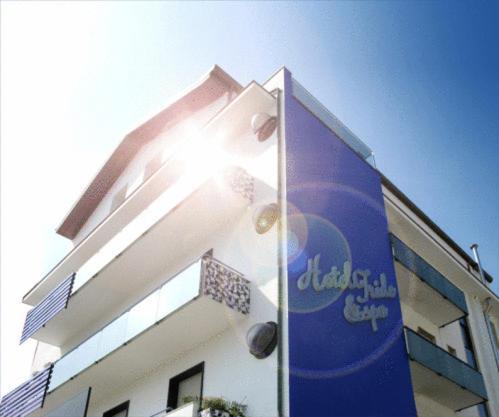 Hotel Iride & Spa Чезенатико Экстерьер фото